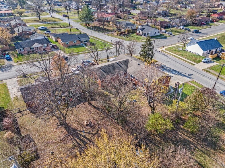 443 Edgewood Dr, Nicholasville, KY for sale - Primary Photo - Image 1 of 1