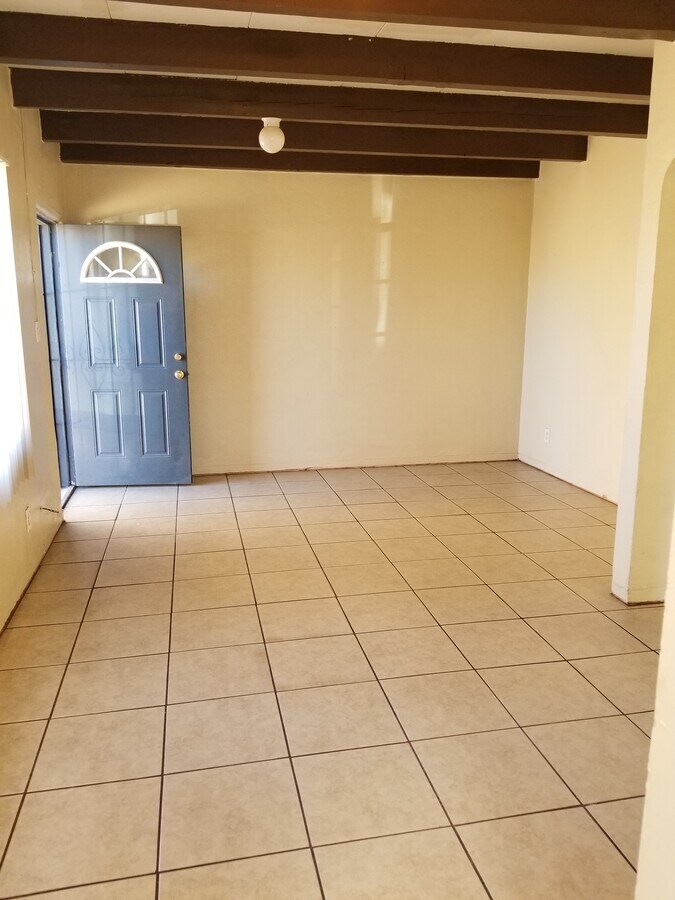 345 Espanola St NE, Albuquerque 87108 Espanola Apartments