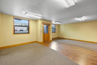 1517 S Tacoma Way, Tacoma, WA to rent Building Photo- Image 1 of 13