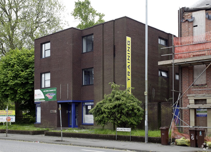 2 Wellington Rd, Bilston to rent - Primary Photo - Image 1 of 4