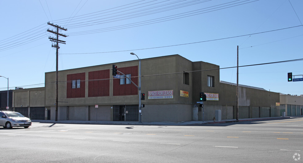 2001-2031 S Santa Fe Ave, Los Angeles, CA for rent - Primary Photo - Image 1 of 21