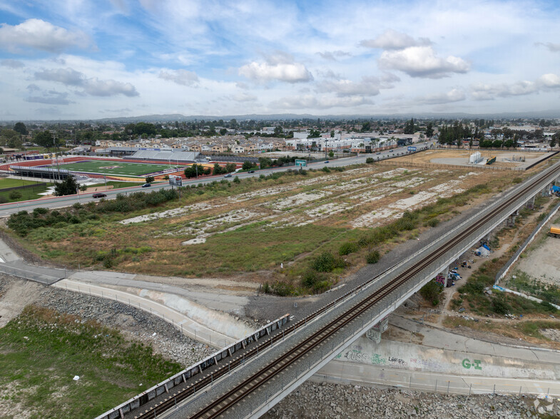 Industrial in El Monte, CA for rent - Building Photo - Image 2 of 6