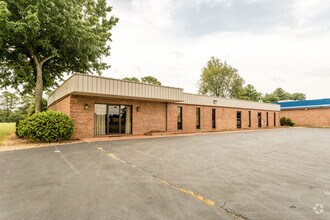 2604-2610 Bowling Green Rd, Franklin, KY for sale Primary Photo- Image 1 of 1