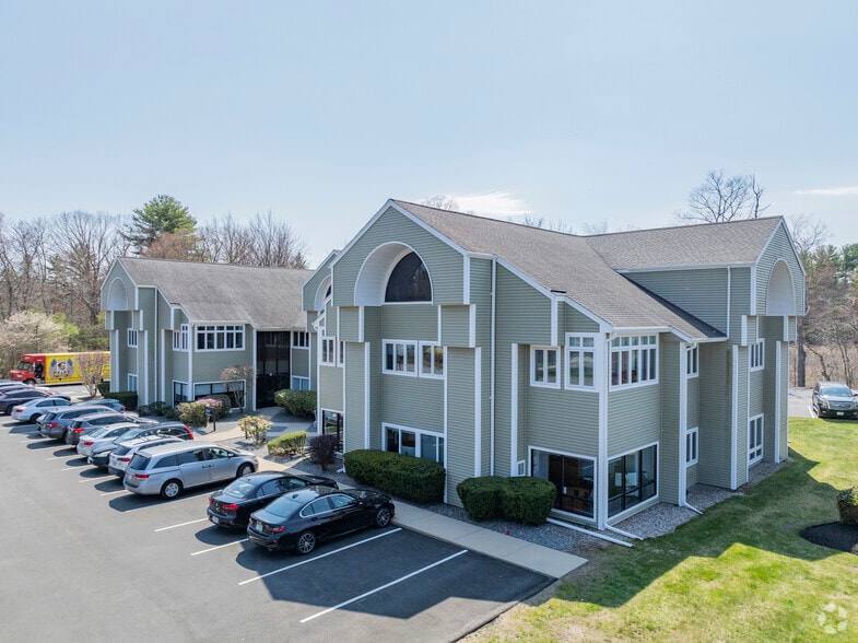 90 Stiles Rd, Salem, NH to rent - Building Photo - Image 3 of 5