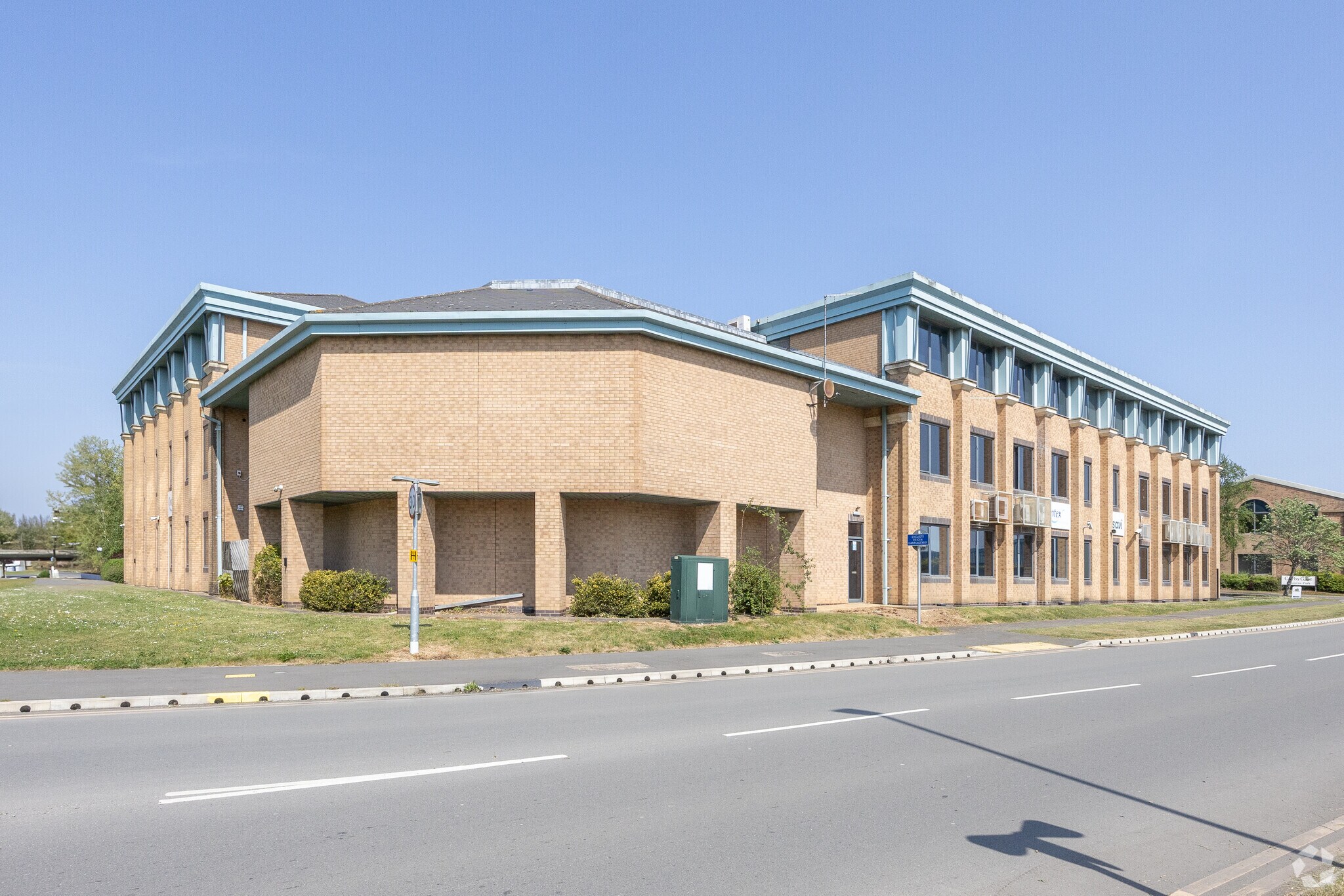 Priors Haw Rd, Corby for sale Primary Photo- Image 1 of 1