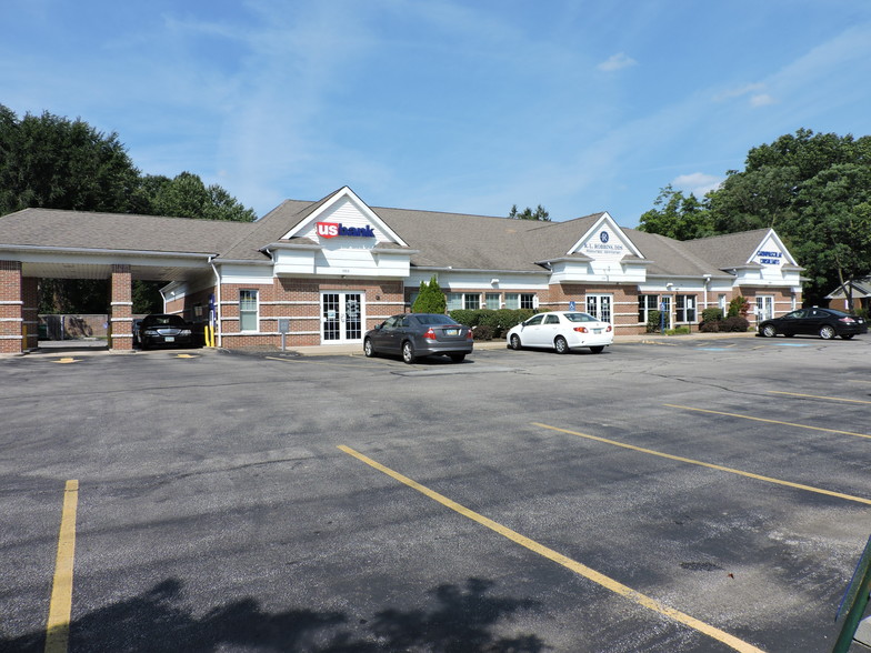 1220 Som Center Rd, Mayfield Heights, OH for sale - Building Photo - Image 1 of 1