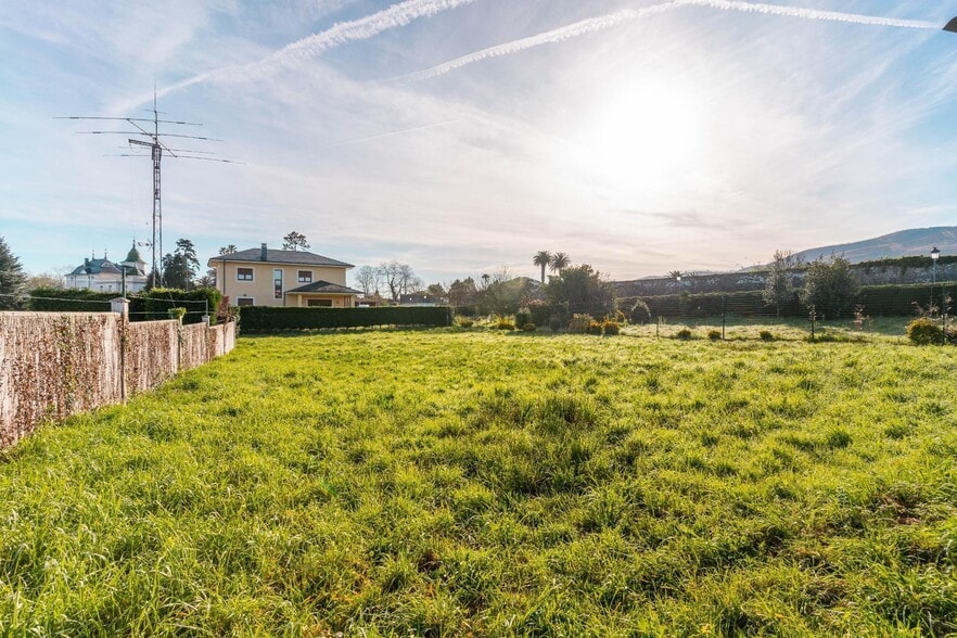 Calle Fuente del Truebano, 14, Valdés, Asturias for sale - Aerial - Image 1 of 23