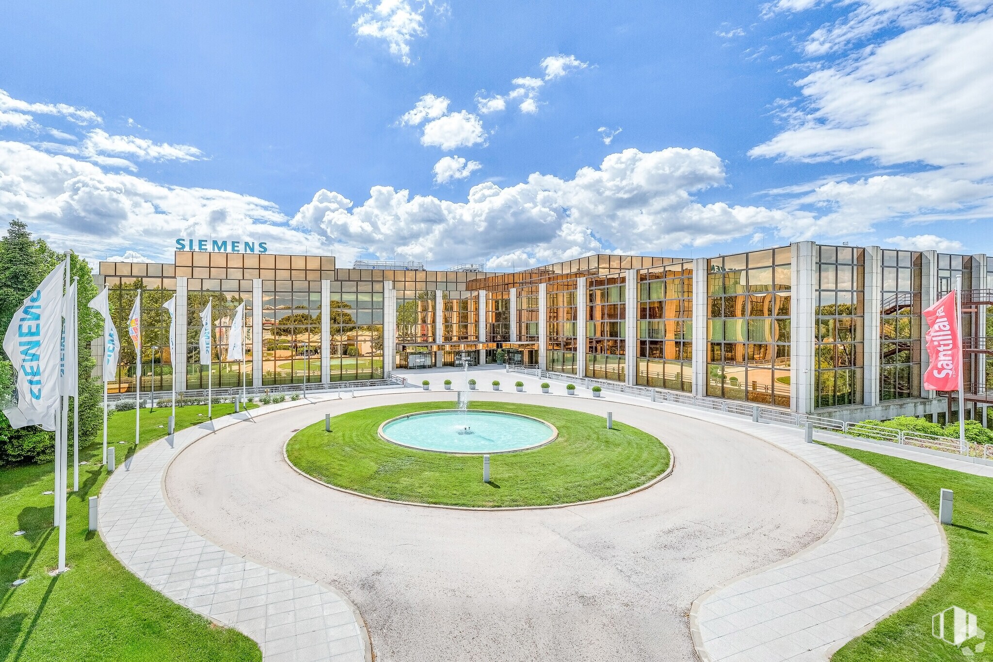 Ronda de Europa, 5, Tres Cantos, Madrid for sale Primary Photo- Image 1 of 1