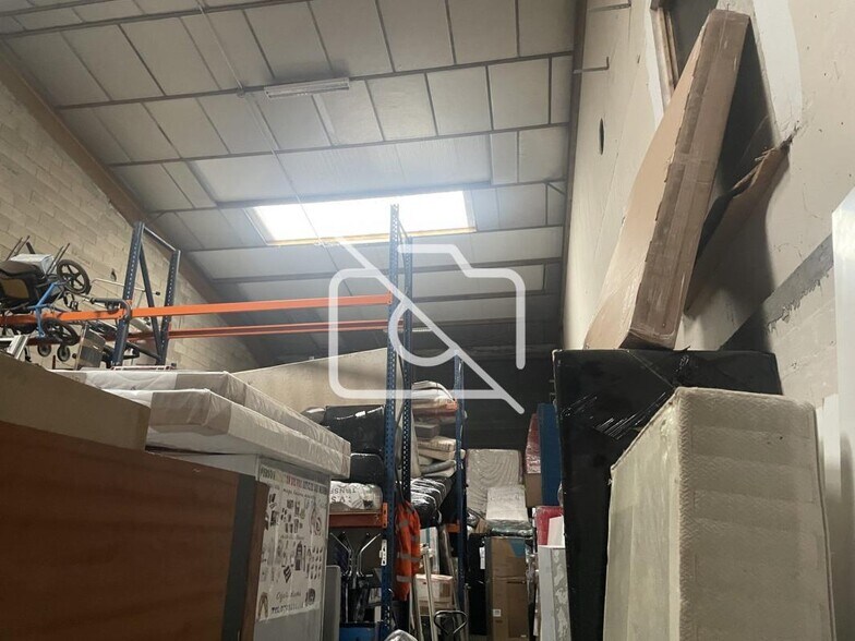 Light Industrial in Champlan to rent - Interior Photo - Image 3 of 3