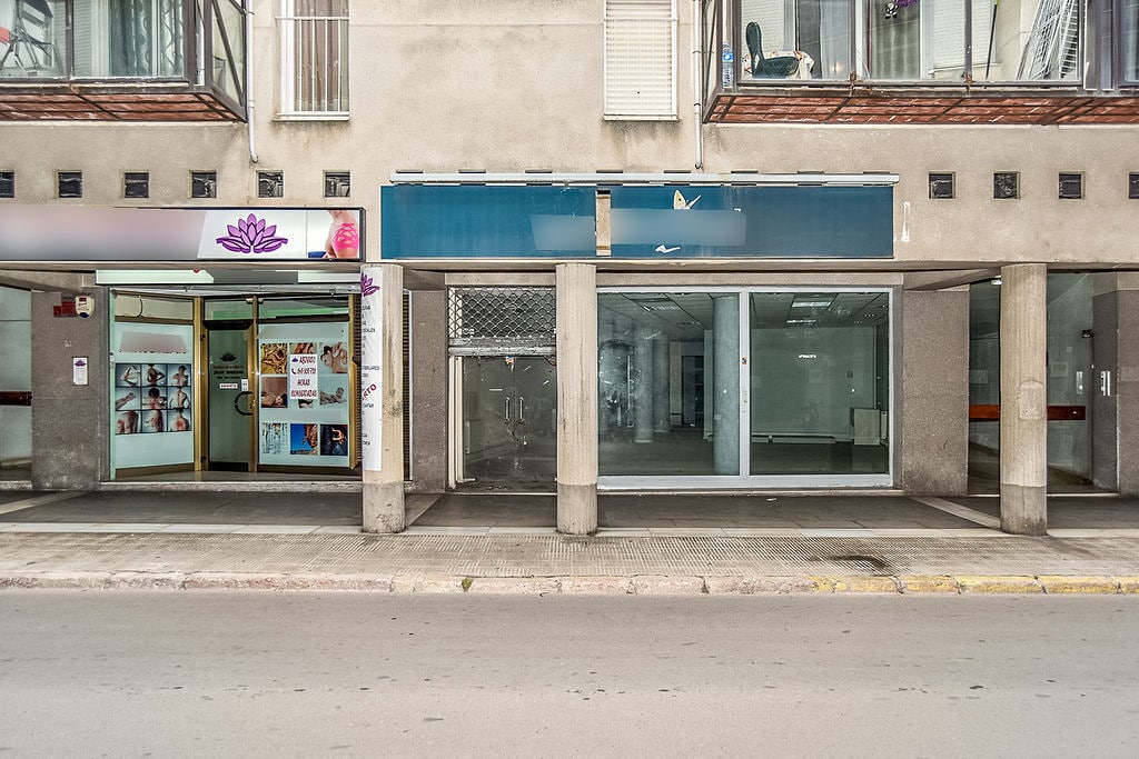 Retail in Torredembarra, Tarragona to rent Primary Photo- Image 1 of 4