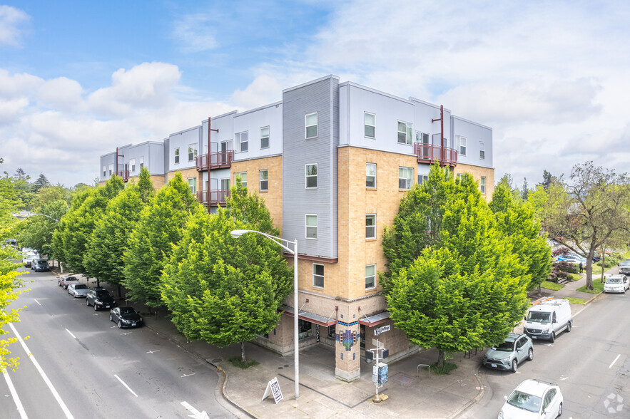 100 E 11th Ave, Eugene, OR for sale - Primary Photo - Image 1 of 1