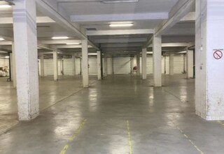 Office in Saint-Denis to rent Interior Photo- Image 2 of 2