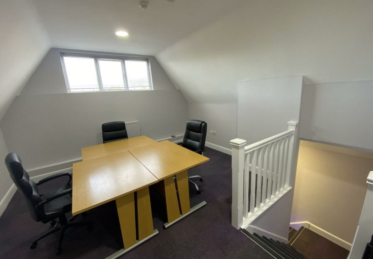 Horseshoe Hl, Waltham Abbey to rent Interior Photo- Image 1 of 4