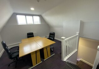 Horseshoe Hl, Waltham Abbey to rent Interior Photo- Image 1 of 4