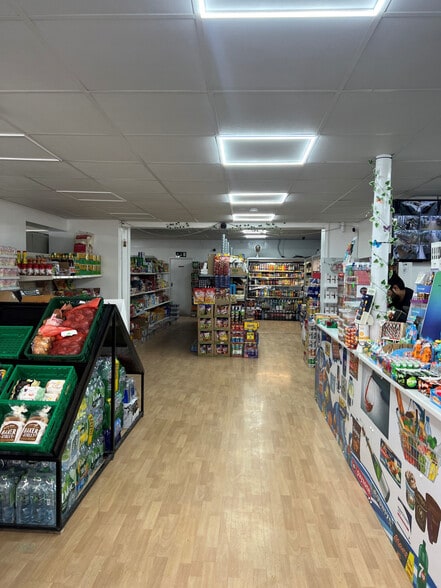 10-11 Worcester St, Wolverhampton for sale - Interior Photo - Image 2 of 2