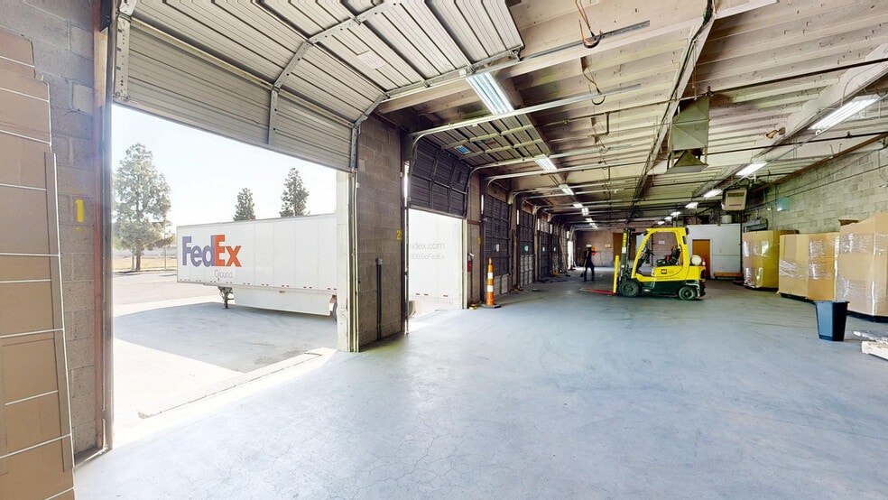 1931 G St, Fresno, CA to rent - Matterport 3D Scan - Image 3 of 22