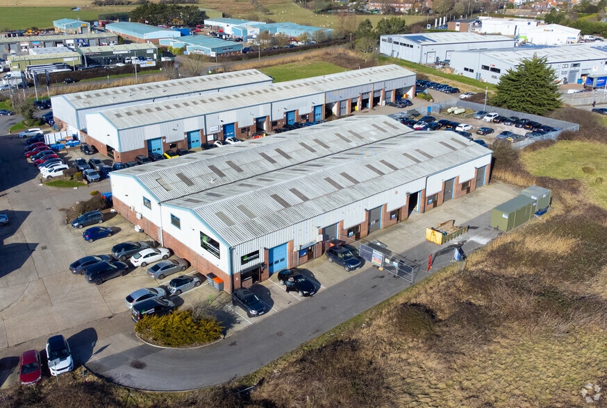 Eastbourne Rd, Westham to rent - Building Photo - Image 2 of 3