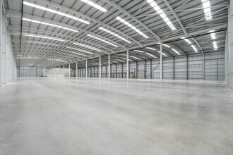 Wood End Ln, Fradley to rent Interior Photo- Image 2 of 4