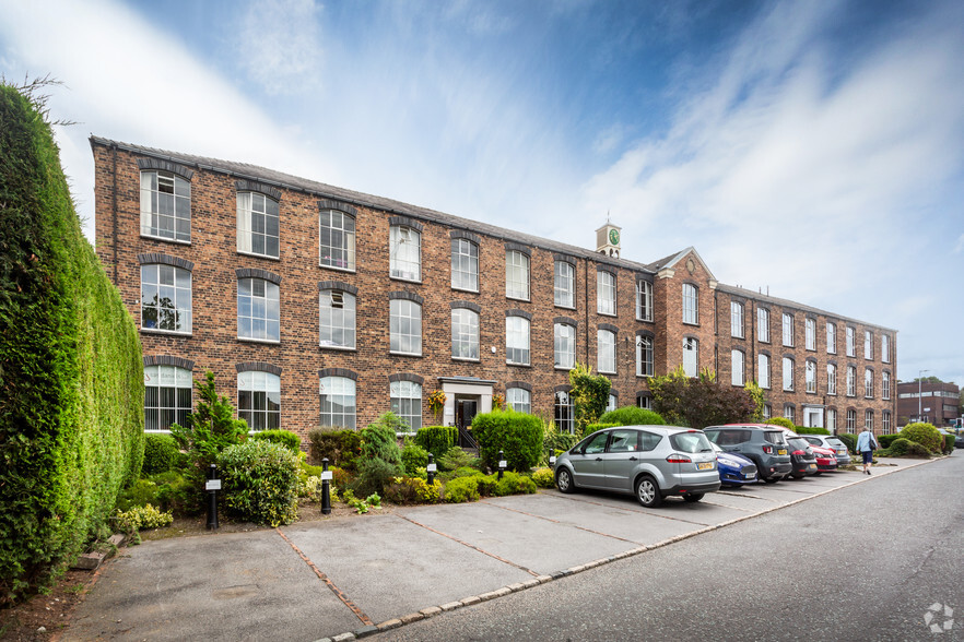 Mountbatten Way, Congleton for rent - Primary Photo - Image 1 of 6