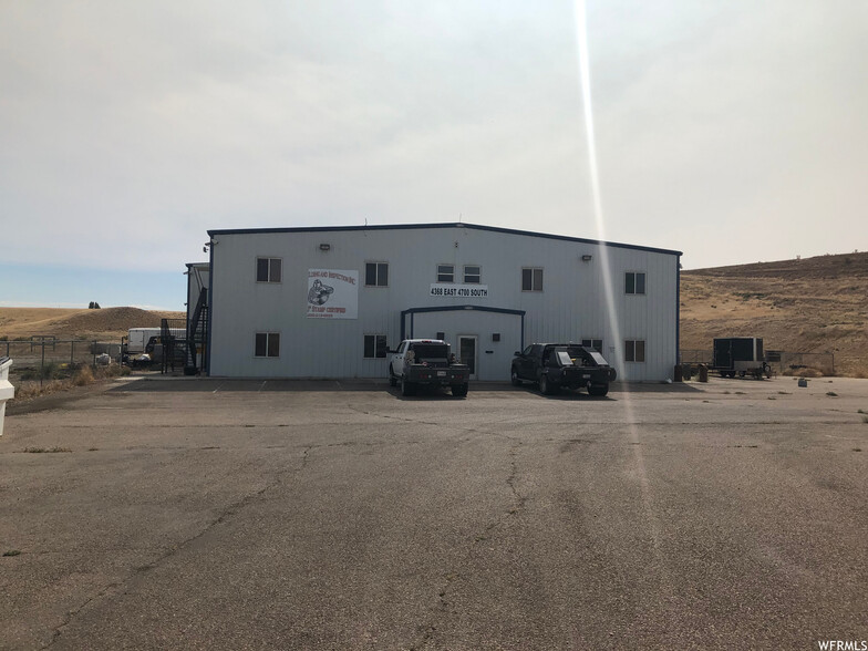 4368 E 4700 S, Vernal, UT for sale - Building Photo - Image 1 of 1