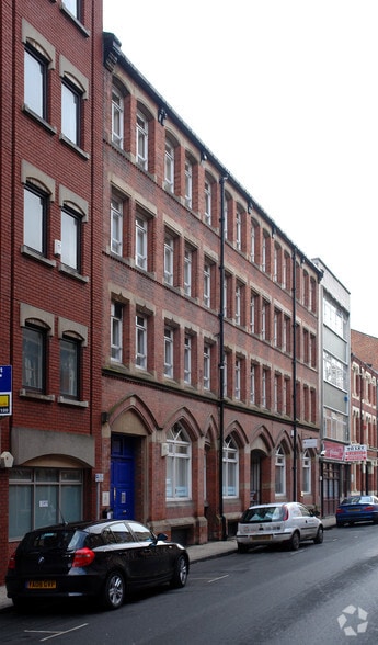21-27 St. Pauls St, Leeds to rent - Building Photo - Image 2 of 4