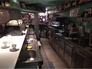 Retail in Barcelona, Barcelona to rent Interior Photo- Image 1 of 2