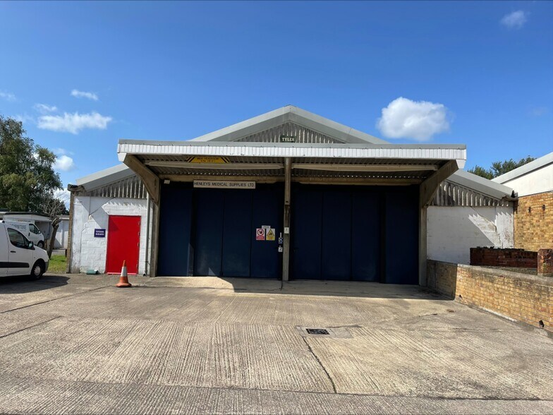 1 Headquarters Rd, Westbury to rent - Building Photo - Image 3 of 6