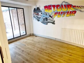 Office in Levallois-Perret for sale Interior Photo- Image 2 of 13