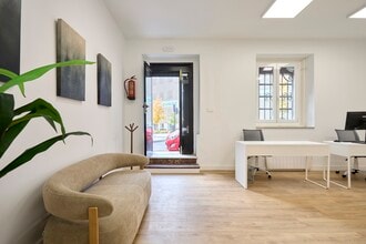 Office in Madrid, Madrid to rent Interior Photo- Image 1 of 14