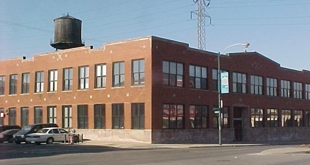 348 N Ashland Ave, Chicago, IL for rent - Building Photo - Image 1 of 6