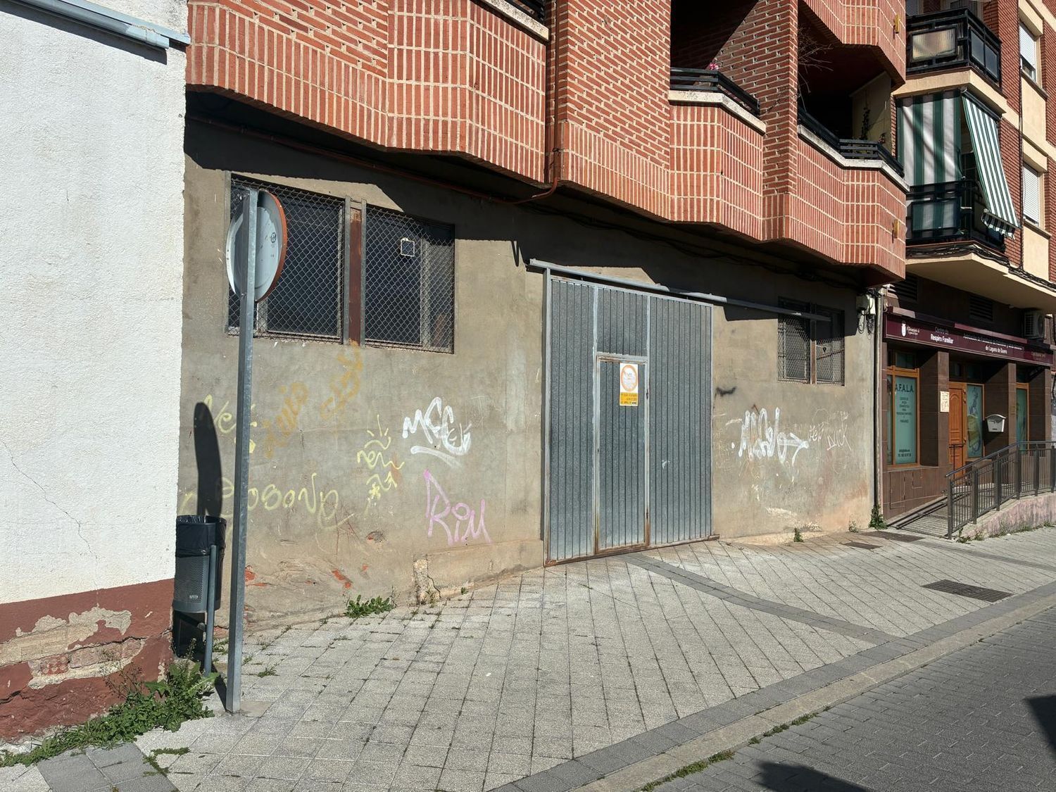 Retail in Laguna de Duero for sale Building Photo- Image 1 of 21