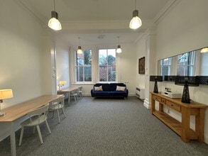 South St, Leominster to rent Interior Photo- Image 1 of 2