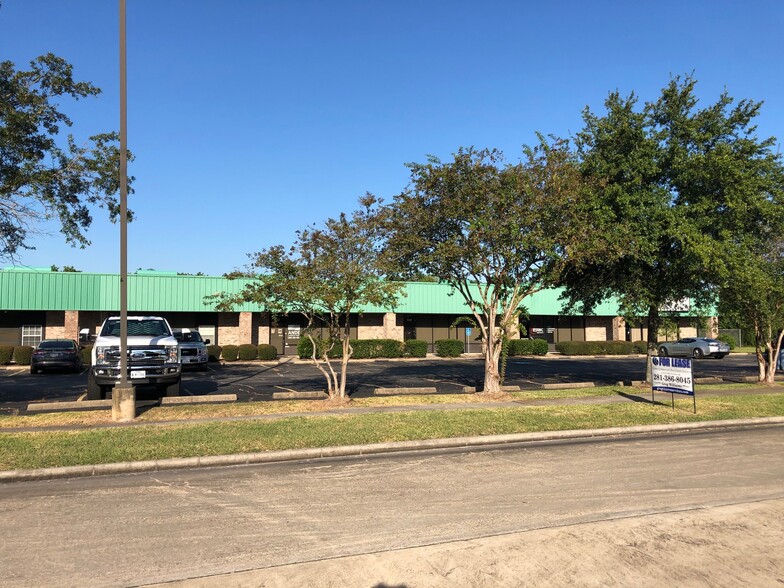 938 S 14th St, La Porte, TX for sale - Building Photo - Image 1 of 1