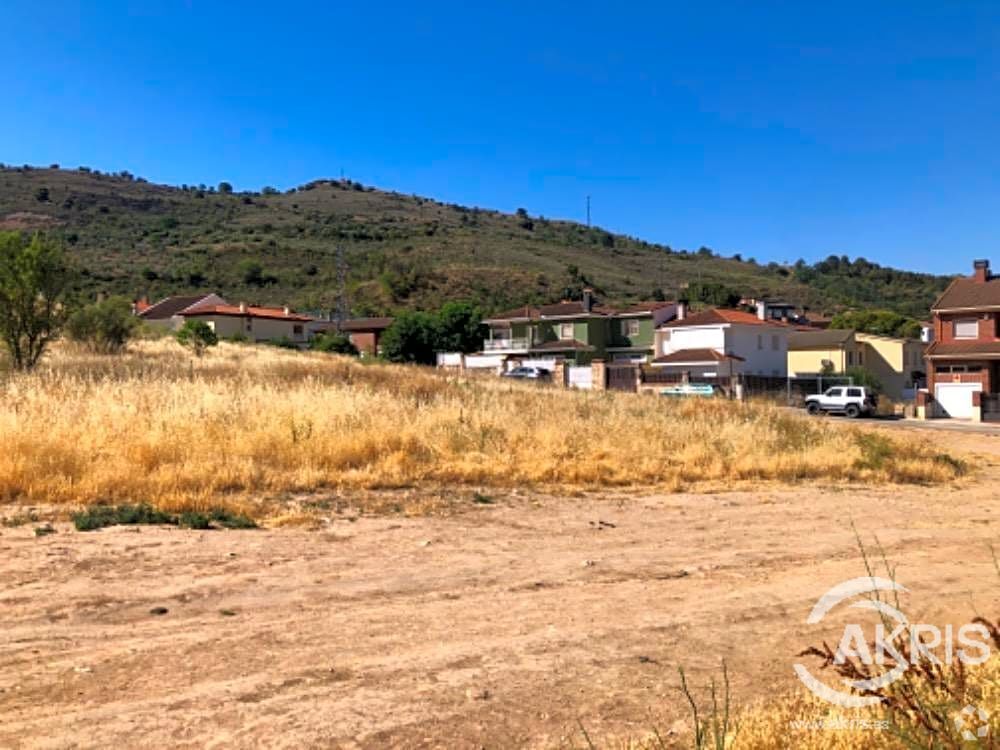 Land in Chiloeches, Guadalajara for sale Primary Photo- Image 1 of 4