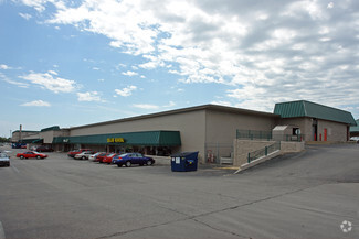 More details for 910-980 S Oliver St, Wichita, KS - Office, Retail for Rent