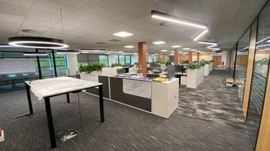 Pegasus Ct, Warwick to rent Interior Photo- Image 2 of 11