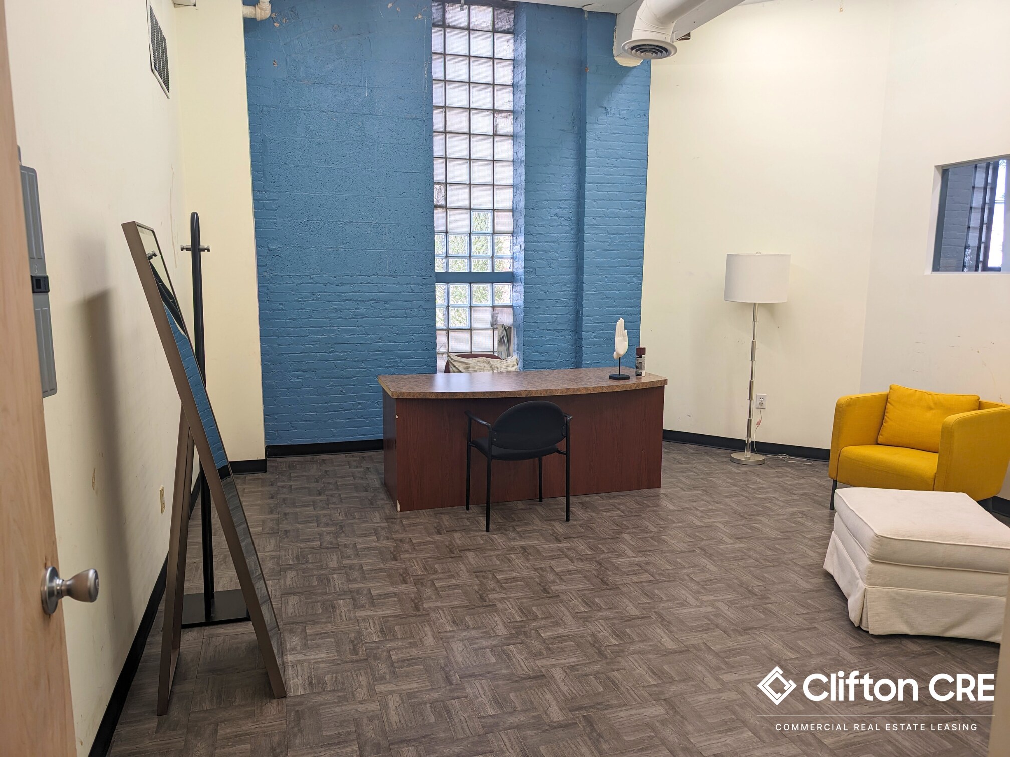 70 Outwater Ln, Garfield, NJ to rent Interior Photo- Image 1 of 2