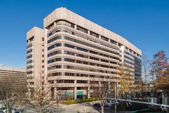 2231 Crystal Dr, Arlington, VA for rent Building Photo- Image 1 of 7