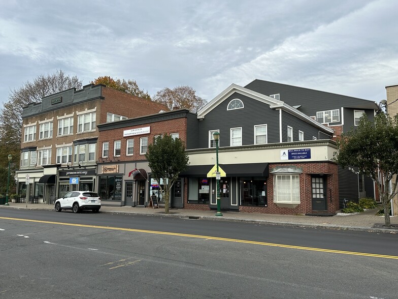 35 N Main St, Southington, CT for rent - Building Photo - Image 1 of 14