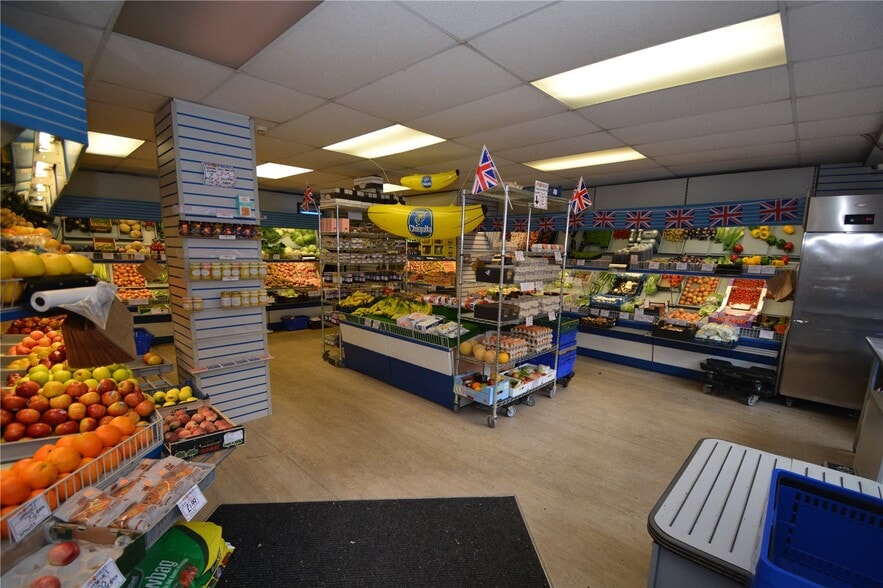 9 Prospect St, Bridlington to rent - Interior Photo - Image 2 of 4