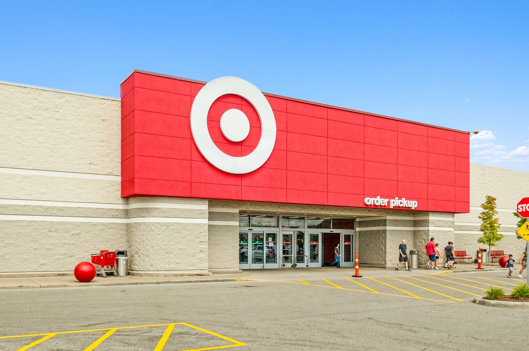 7310 Niagara Falls Blvd, Niagara Falls, NY to rent Building Photo- Image 1 of 8