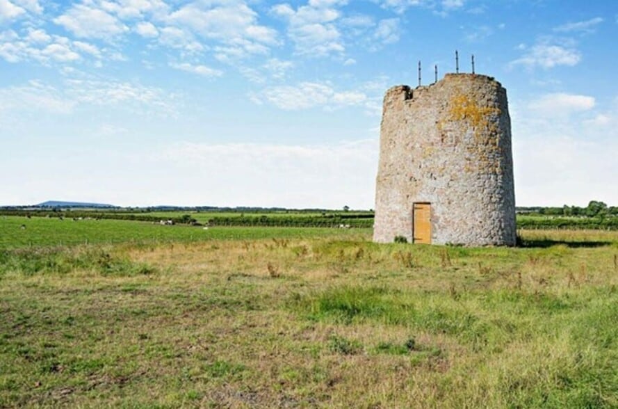 Ammonite Windmill, Holy Island for sale - Primary Photo - Image 1 of 8