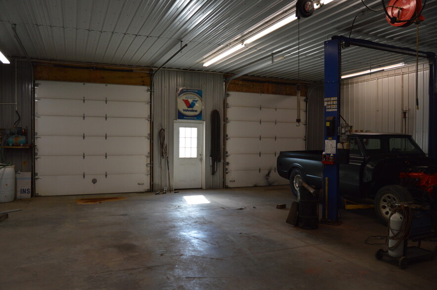 1120 US Highway 23 N, Alpena, MI for sale - Interior Photo - Image 2 of 2