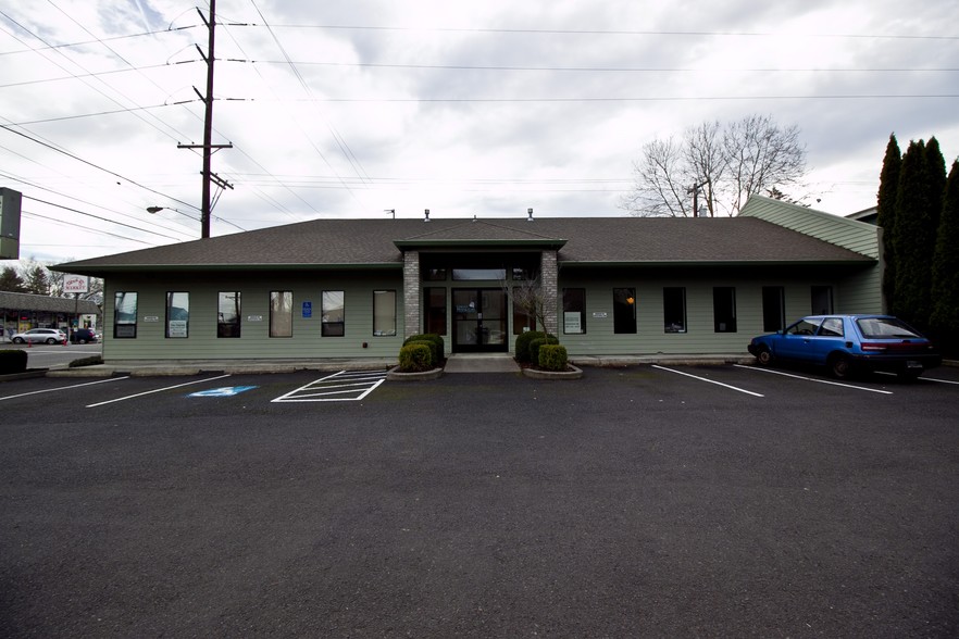 4707-4721 NE 102nd Ave, Portland, OR for sale - Building Photo - Image 1 of 1