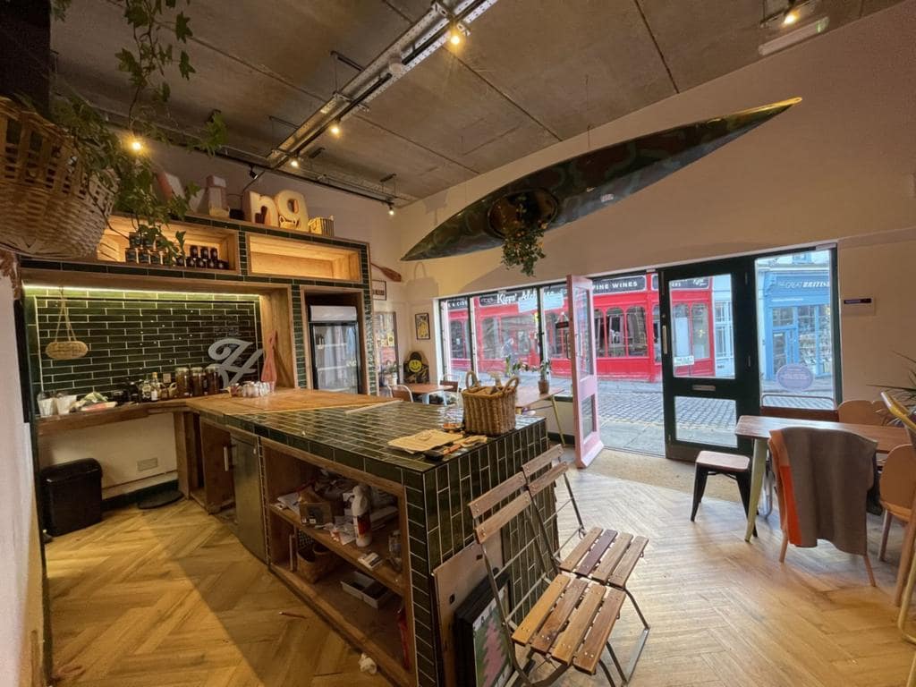 Bayle St, Folkestone to rent Interior Photo- Image 1 of 8