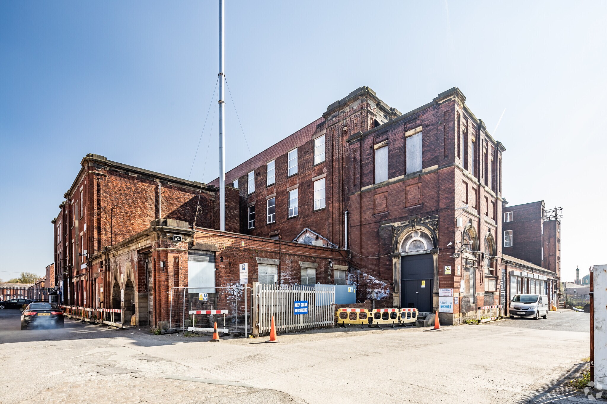 Chorley Old Rd, Bolton for sale Primary Photo- Image 1 of 1