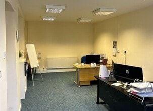 56 Leeds Rd, Ilkley to rent Interior Photo- Image 2 of 4