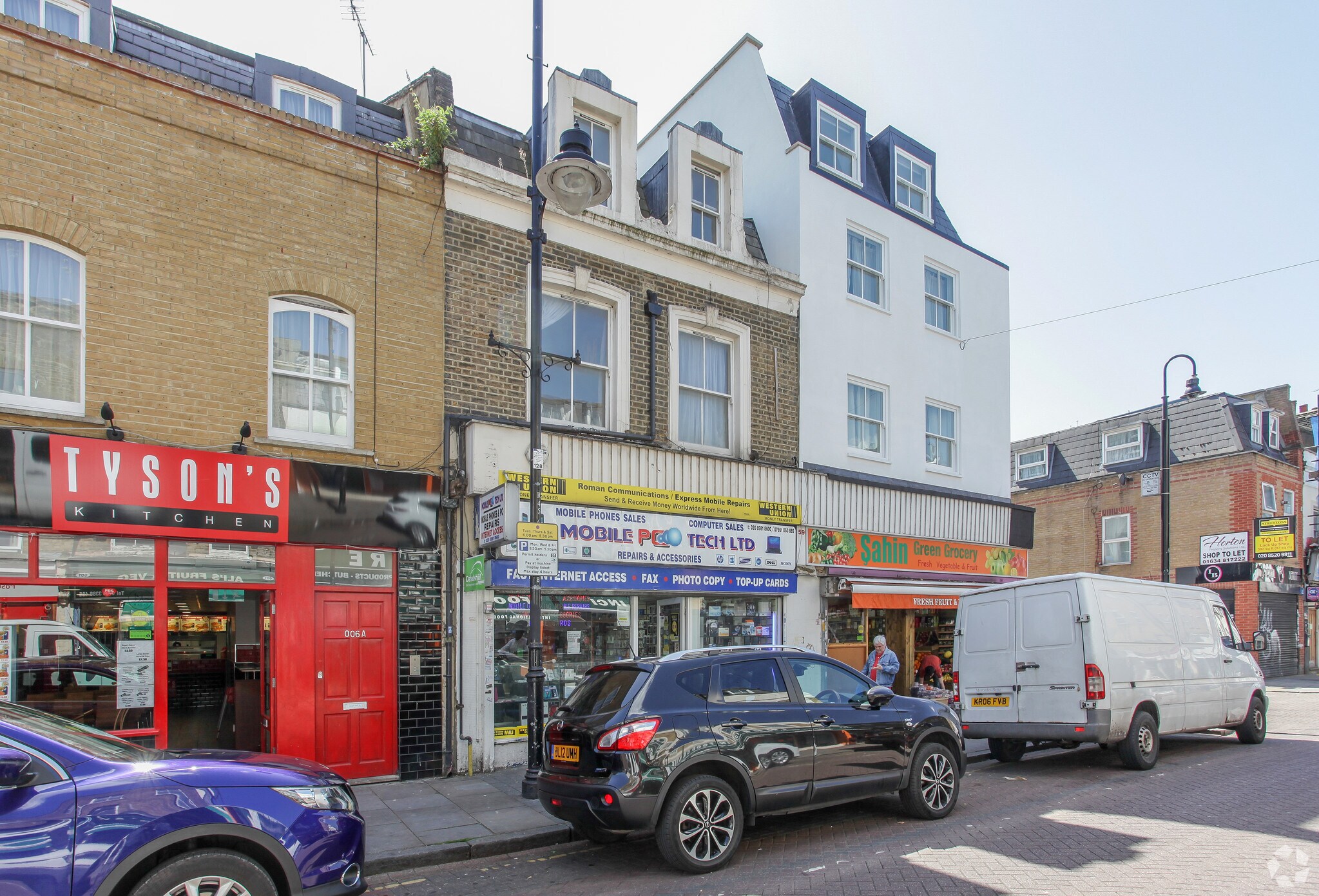 598 Roman Rd, London for sale Primary Photo- Image 1 of 1