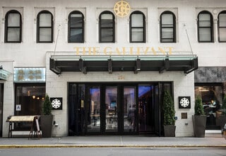 234 W 48th St, New York, NY to rent Interior Photo- Image 1 of 3