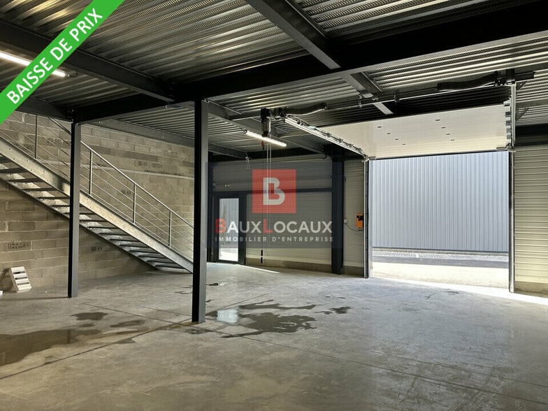 Light Industrial in Vedène for sale - Interior Photo - Image 1 of 7